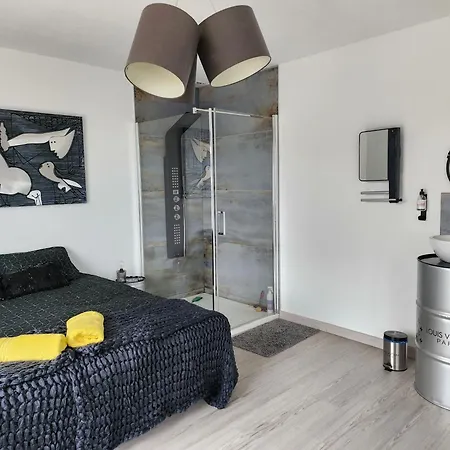 Looking Flor En Champagne Tatil Evi *